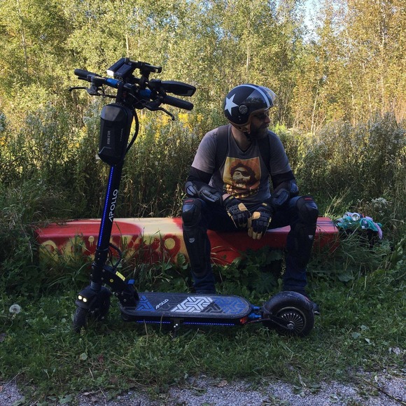 Meet your Posher, Russell - Picture 1 of 1